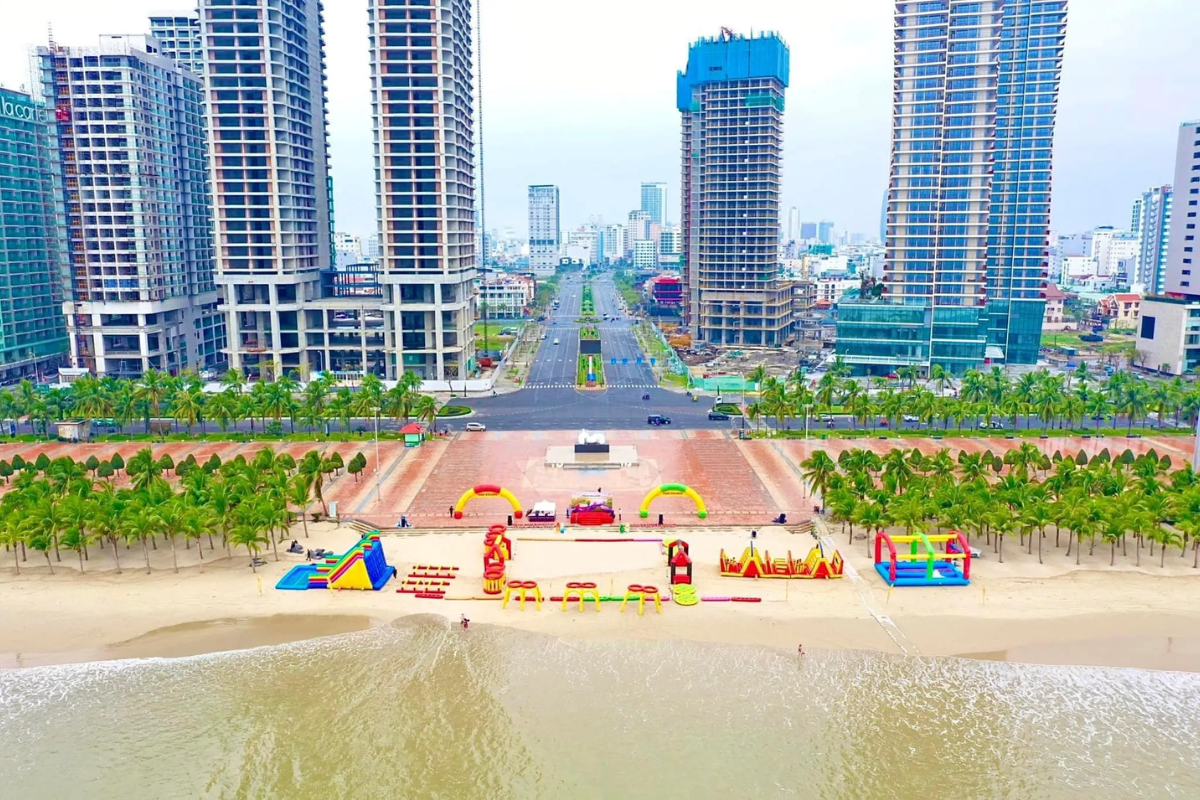东海公园是体验岘港海滨风光与悠闲氛围的理想去处。