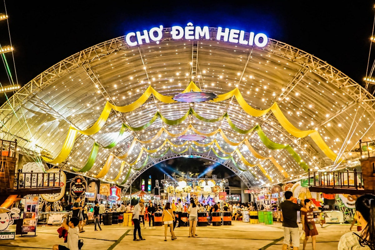 岘港著名的Helio夜市