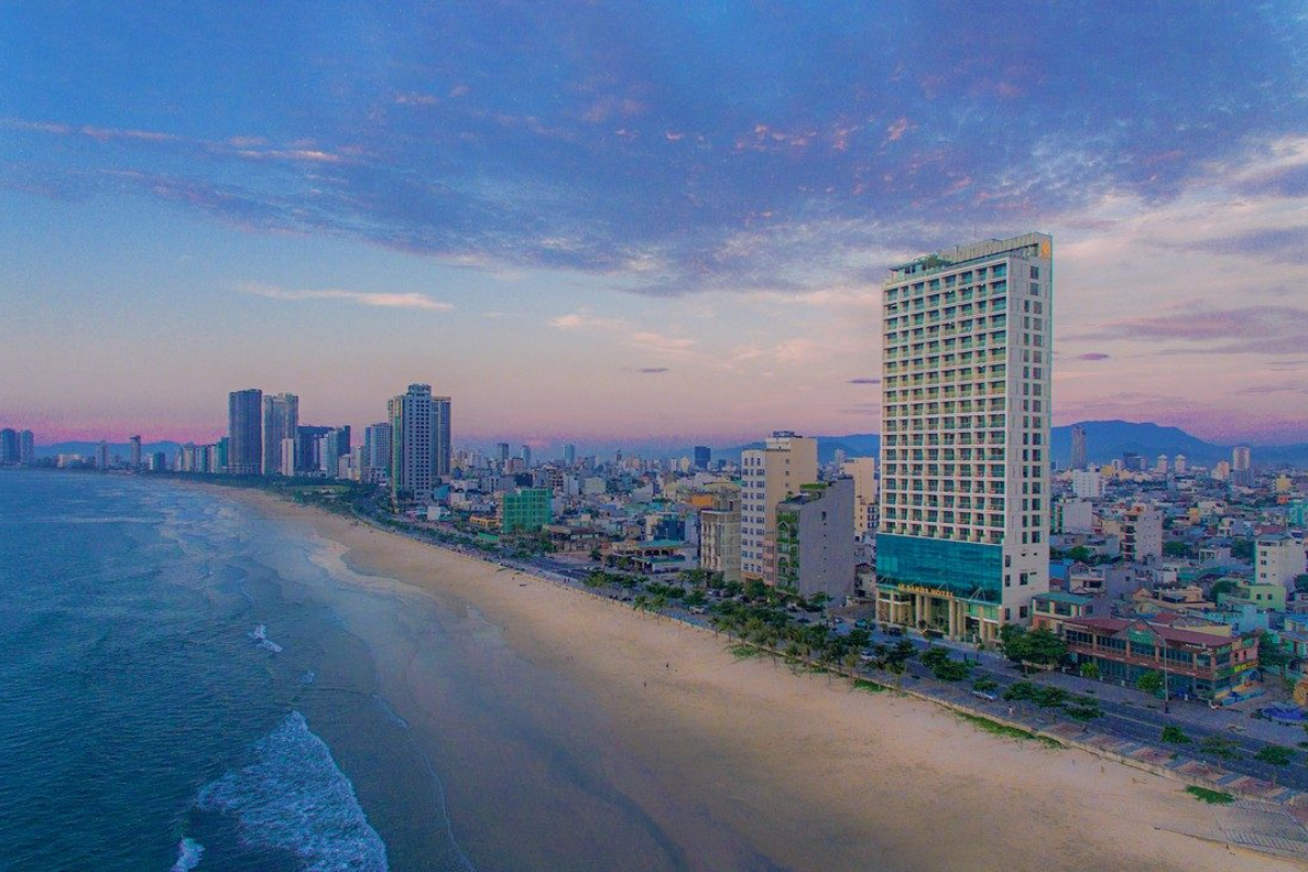 Le Sands Oceanfront Danang Hotel