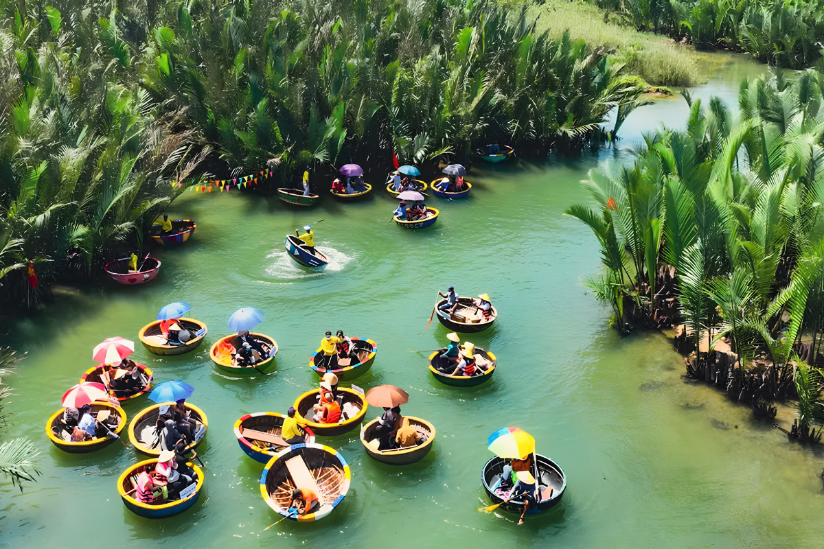 体验独特的竹篮船之旅