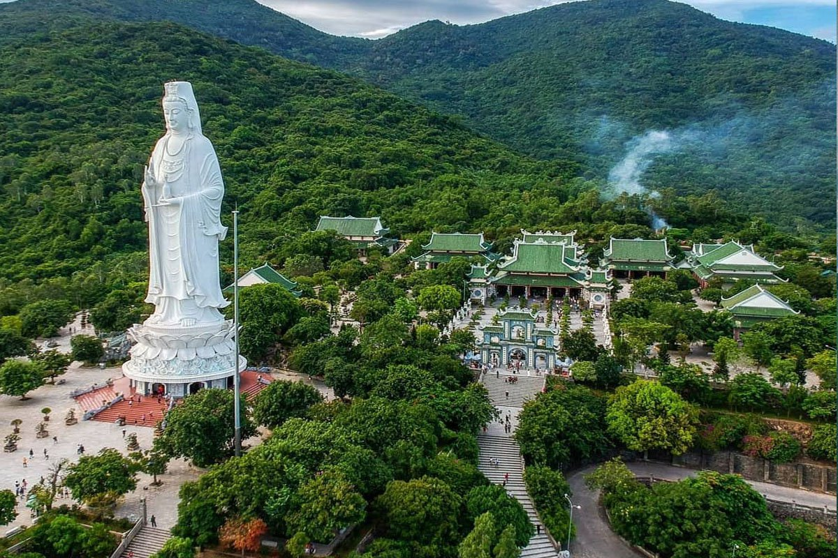 灵应寺——探索岘港海岸边著名的灵性古寺