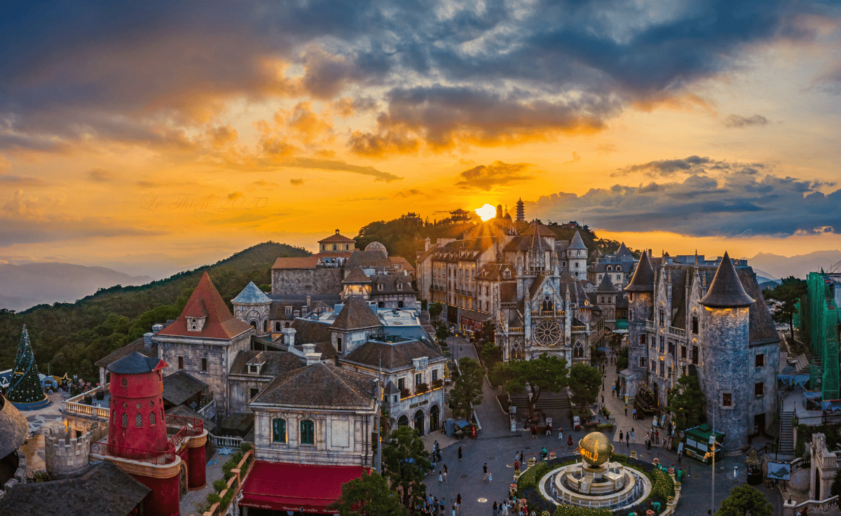 Bà Nà Hills – “Đường Lên Tiên Cảnh”