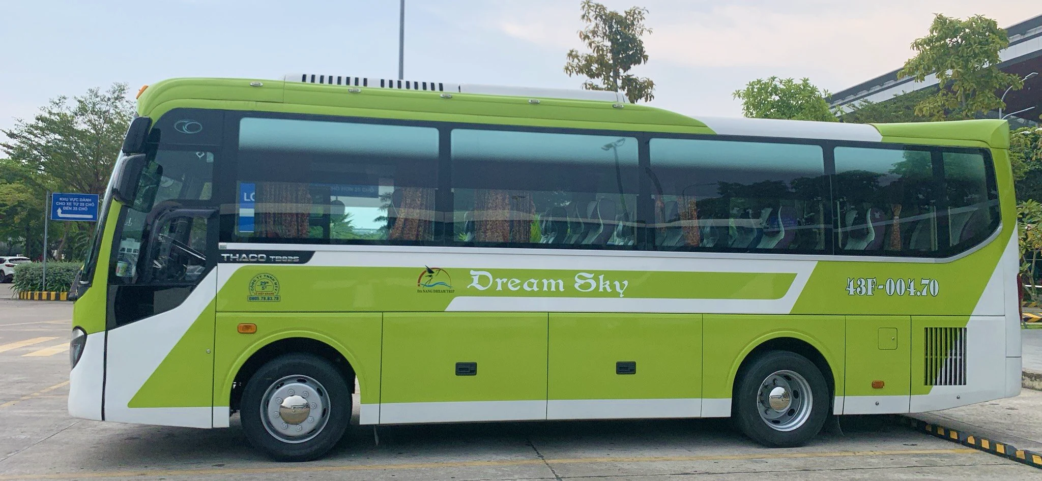 xe 35 chỗ sang trọng